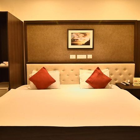 Casa Broadway-A Boutique Hotel Calcutta Eksteriør billede