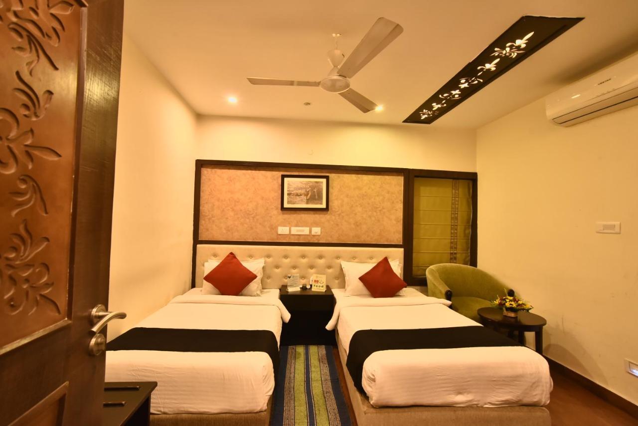 Casa Broadway-A Boutique Hotel Calcutta Eksteriør billede