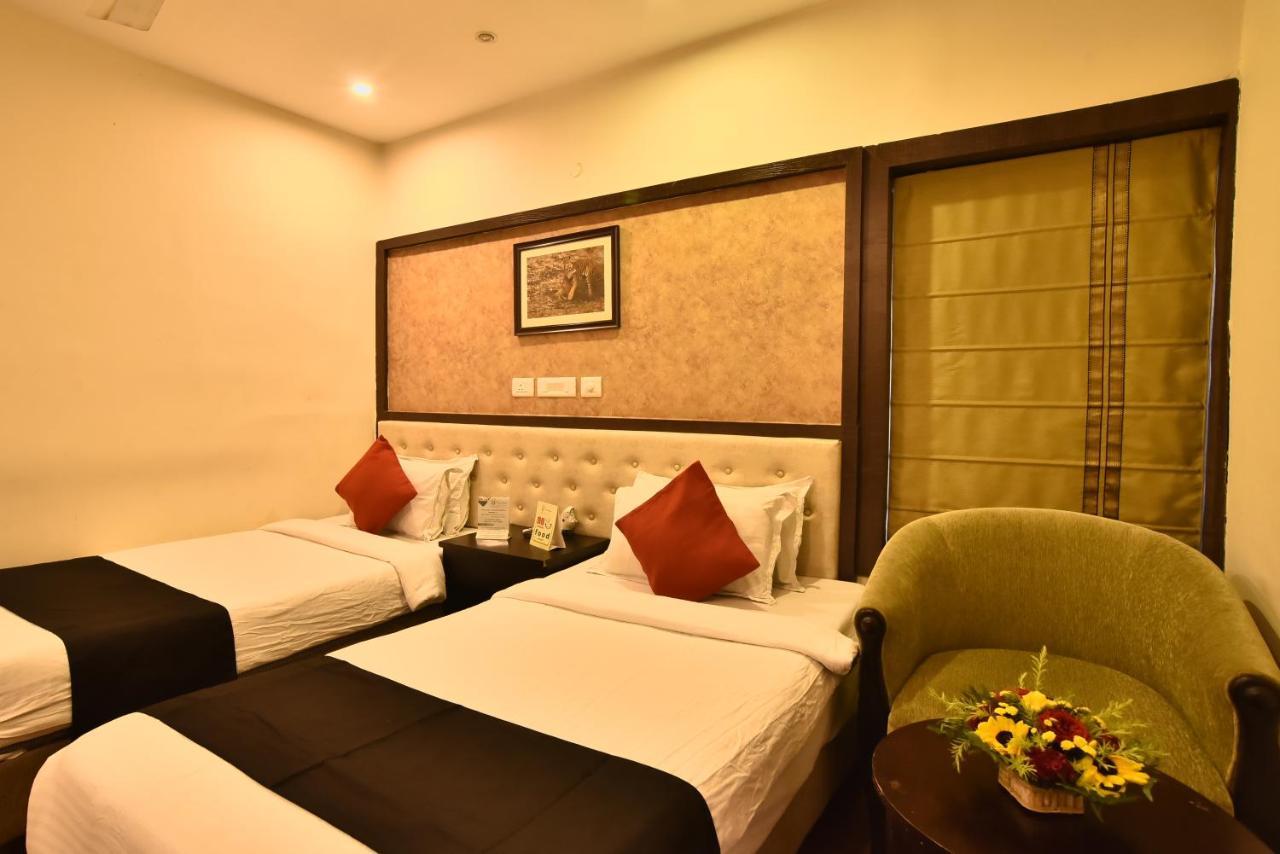 Casa Broadway-A Boutique Hotel Calcutta Eksteriør billede