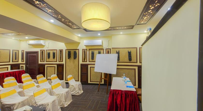 Casa Broadway-A Boutique Hotel Calcutta Eksteriør billede