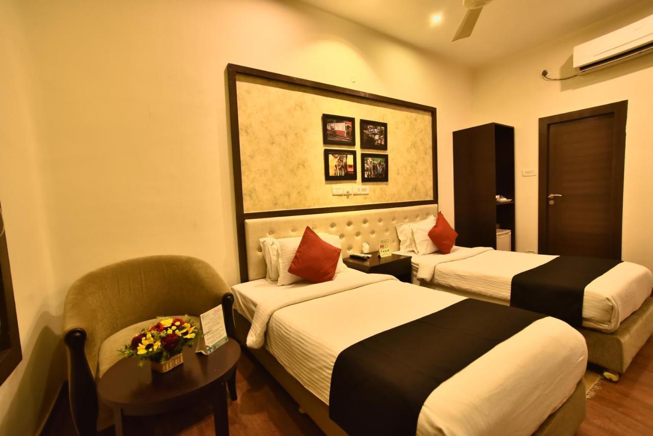 Casa Broadway-A Boutique Hotel Calcutta Eksteriør billede
